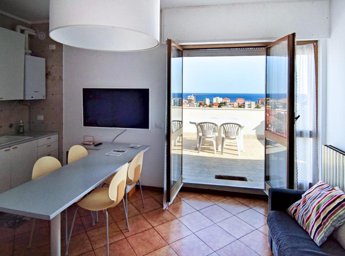 Bella Vista - By Ligooria Apartment Pietra Ligure Ngoại thất bức ảnh