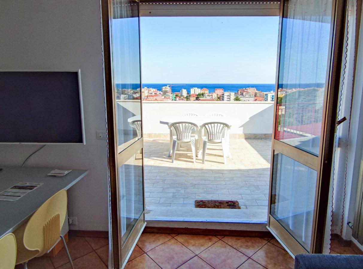 Bella Vista - By Ligooria Apartment Pietra Ligure Ngoại thất bức ảnh