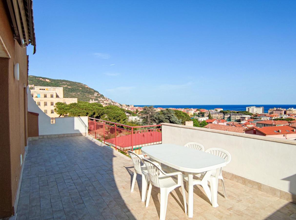 Bella Vista - By Ligooria Apartment Pietra Ligure Ngoại thất bức ảnh